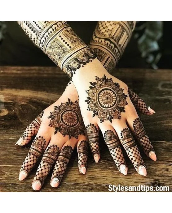 Lace Arch Theme Using Simple Full Hand Mehndi Design Lace Arch Theme Using Simple Full Hand Mehndi Design